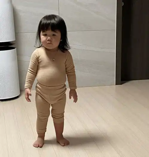 韩国妈妈狂晒女儿千张丑照,张张丑出天际,看过的人却说好想生女儿