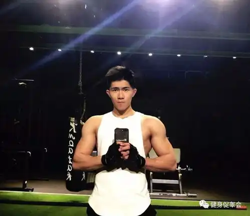 阳光大男孩刘昊然,长相清秀但脱衣有肉,好身材就要健身造