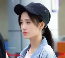 4千年美女也逃不过侧脸杀鼻子透光被吐槽,网友难道也整了