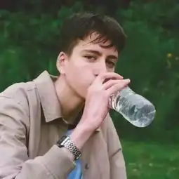 搞笑到捧腹的卡通情侣双人头像大全