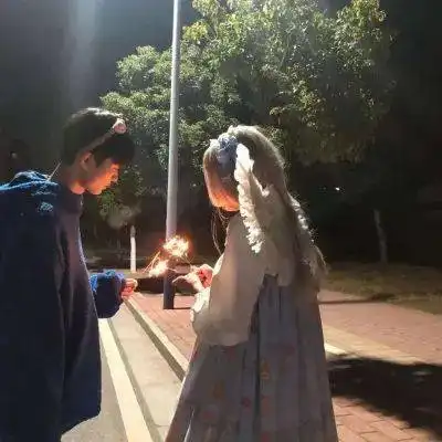 2021适合跨年夜秀恩爱的暖心情侣头像