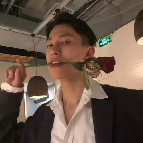 男生头像o哄女朋友的正确方式你get了吗