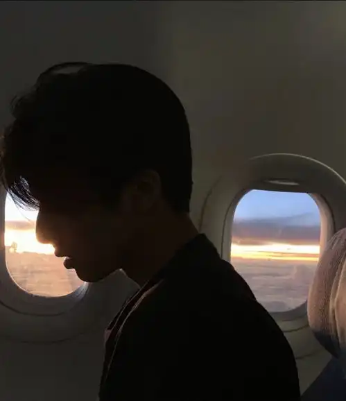 氛围感男生头像