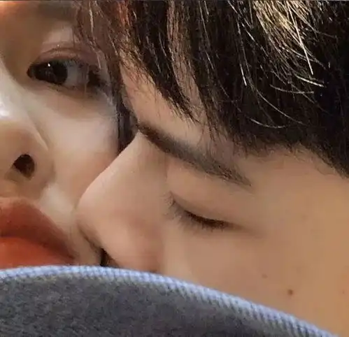 真人情头生活中绝大多数烦恼,是期待落空造成的