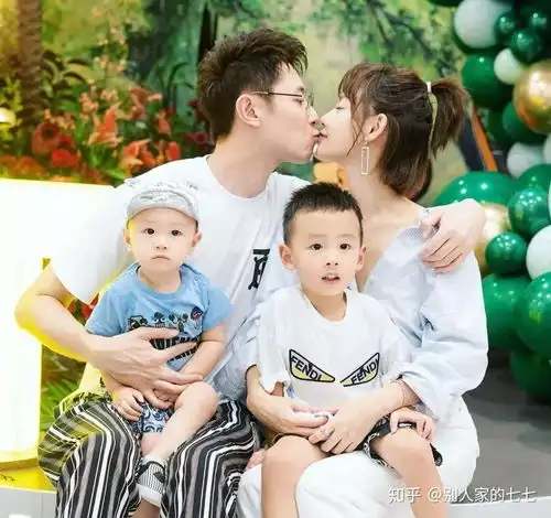 张嘉倪和买超的婚姻曝光一个真相有没有爱对人,看脸就知道了