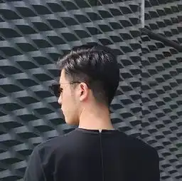 教你怎么吹男生3.7分背头发型