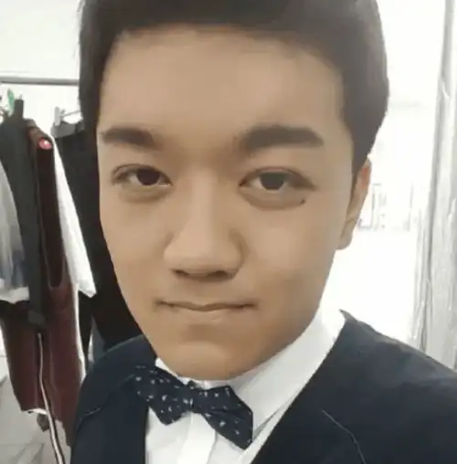 还记得家有儿女小雨吗三考进北影,今瘦身成功帅到不敢认