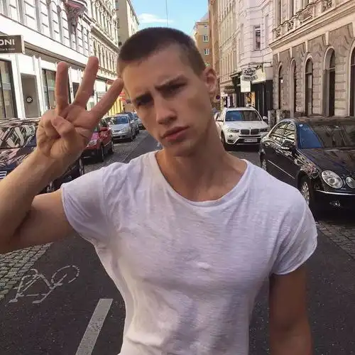 国宝级男孩儿20岁的维也纳小王子augustaalexander