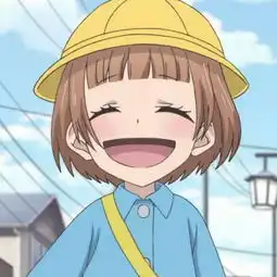 应该是日本动漫的人物,带着小黄帽的幼稚园