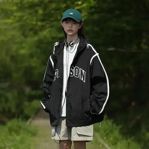 这件防晒衣太赞了凉感面料超薄超轻,男女都能穿,一件才79元