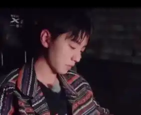 王俊凯中餐厅中落泪,一直是温暖的阳光大男孩