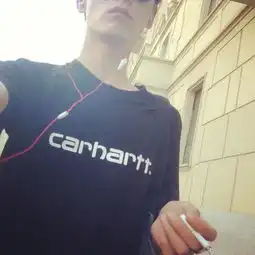 听说女生喜欢和头像帅气的人聊天,拜托大家看看自己的收藏,给我几张男生头像帅气的图片,谢谢