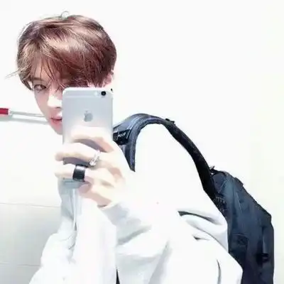 女生身上的11种沟会让男生神魂颠倒