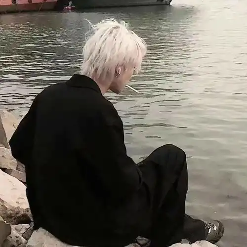 今日头像丨我的征途是星辰大海我要去的地方春暖花开