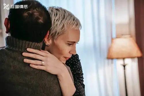 男人出轨的15个迹象需要注意的身体语言信号