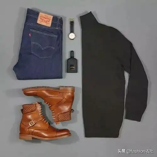 男士,想穿得潮一些选马丁靴不会错