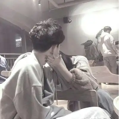 女生想让你追她,会有这3个暗示,兄弟别傻傻不懂