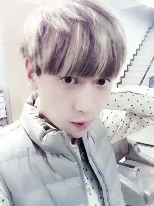 请问这样的颜色怎么才能染出来