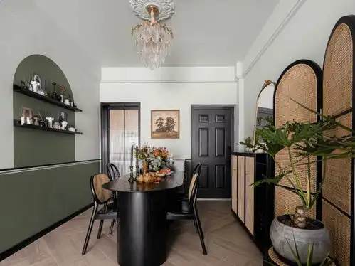 杭州小姑娘花14万爆改精装房,108㎡的家,装修出英伦复古风