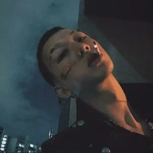 头像事到如今,我还是会想你,是我没本事