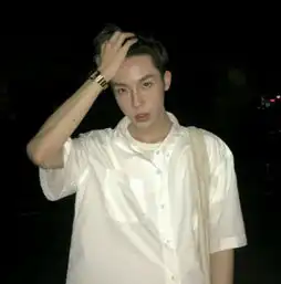 男生吃醋时才秒回的3字消息,酸到发抖,傻白甜别故意挑事