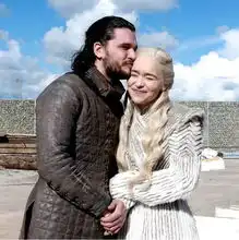 是时候卖情怀了权游40张幕后照