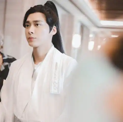 最后的赢家古装路透李易峰仙风道骨,我却被张哲瀚沦陷了