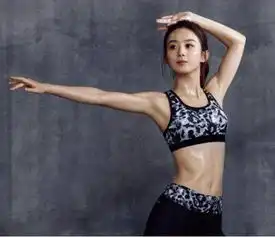 明星练瑜伽,林心如身轻如燕,林志玲动作优雅,最后一位画风突变