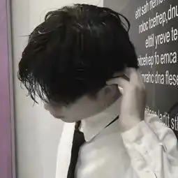 谁帮我找这个情侣头像的另一半