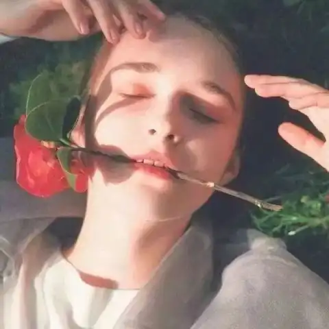 新的一年换点开心的头像呗