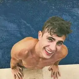 头像其实人这一辈子,最重要的事,就是选对身边的人