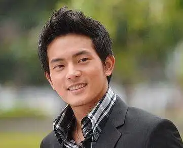 38岁男演员结婚5年吵架不断,妻子太黑像外籍劳工,老公诱惑太多