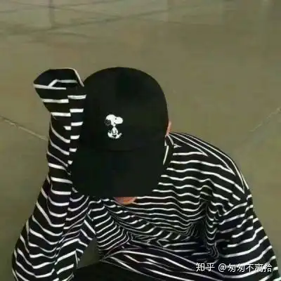 养父死后,养母找出一封信,哭着道出实情原来她还有一个儿子