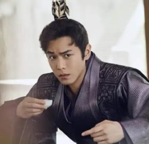 孙俪演生娃耗尽力气,杨颖演生娃太随意,张若昀应该学谁