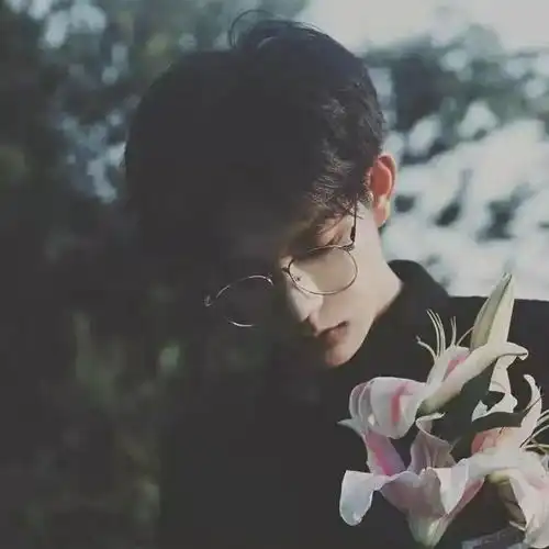 男生头像我知道你会来,所以我等腾讯新闻