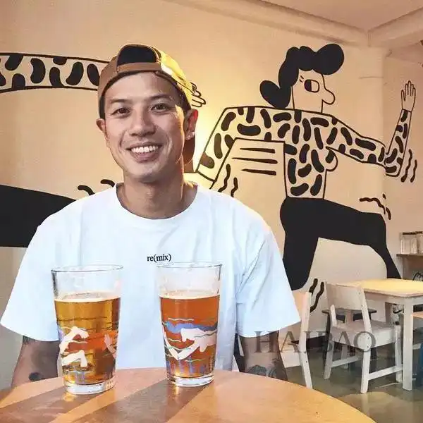 惊呆这个八块腹肌人还帅的男模竟然是余文乐背后的男人