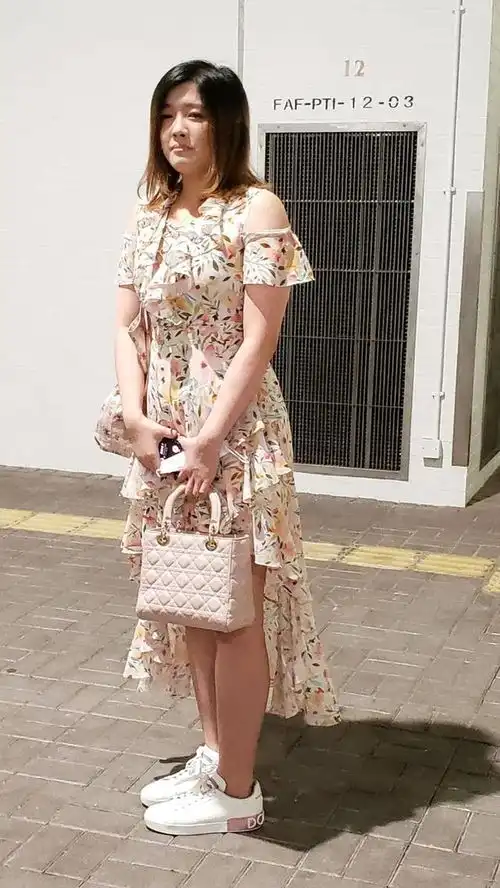 港姐首轮面试一个比一个丑,惨变猪扒大会