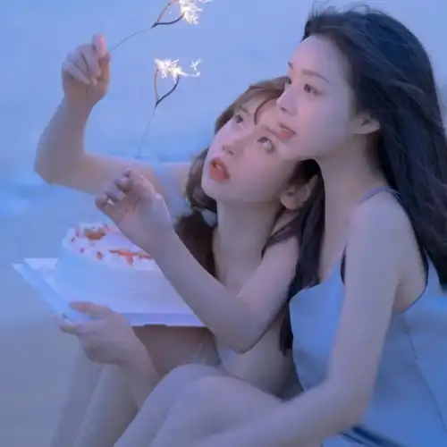 插不进第三个人的友情闺蜜头像
