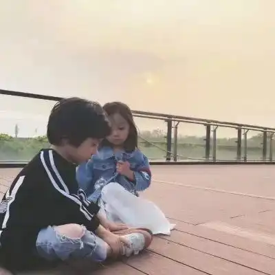 萌娃青梅竹马头像,喊上你的另一半一起换