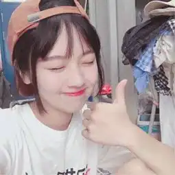 下雨天也在撒娇的萌娃图片呀