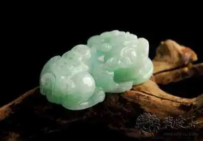 翡翠貔貅戒指镶嵌设计款式与戴法全解析