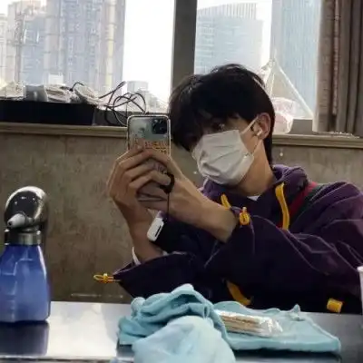 ins风真人男生头像,就是这么豪横