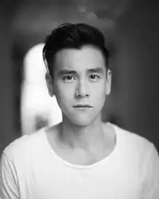 男生刮胡子变化有多大30岁的潮男大叔,秒变变成18岁呆萌弟弟