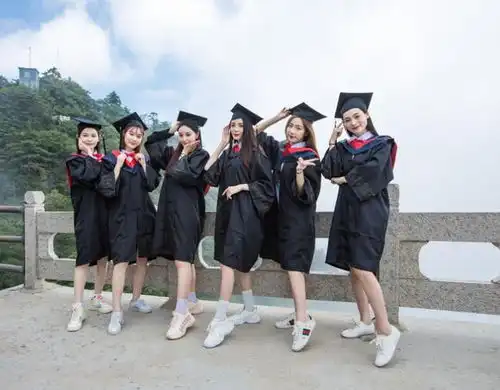 考研学生遇到坏消息,部分高校和专业学费调整,学生或读不起书