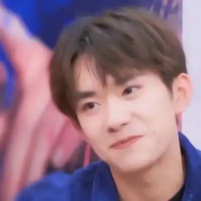 易烊千玺头像帅气图片最新款易烊千玺头像女生专用