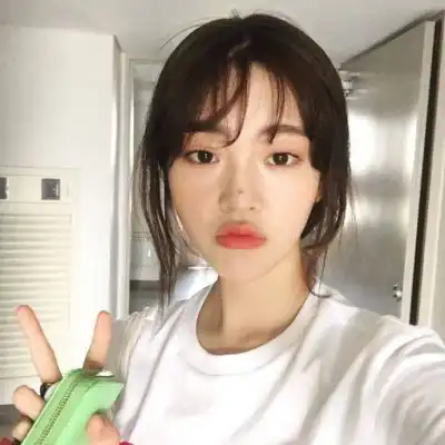 失恋的头像女生伤心图片适合失恋的人的头像