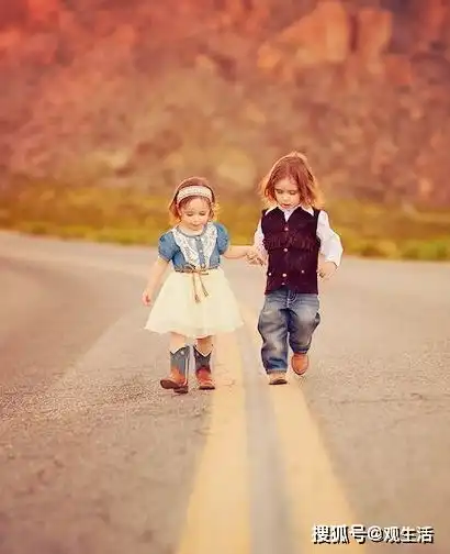 怀孕期间,孕妈身体若出现4种表现,腹中可能是个小王子