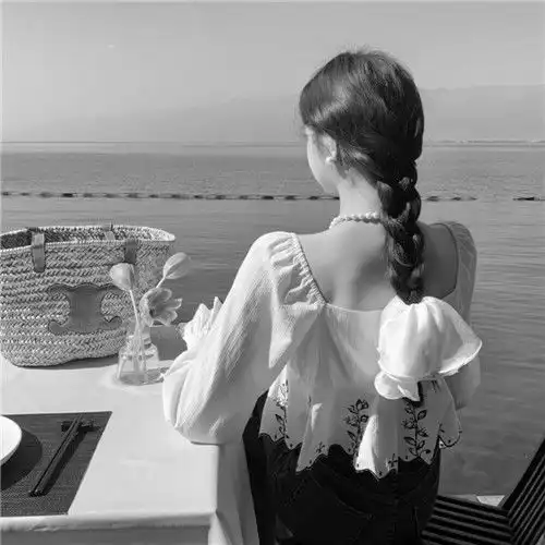 唯美女生黑白头像图片,不可错过的神秘魅力