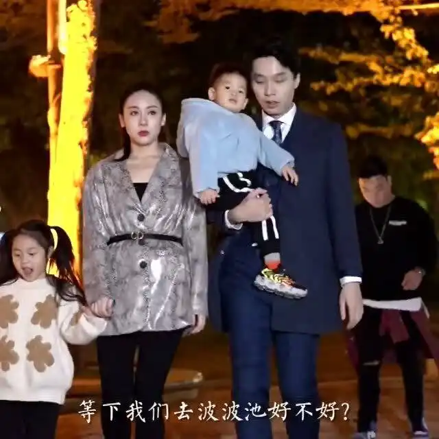 人都是有底线的,真霸气的男人底线就是家人和妻子