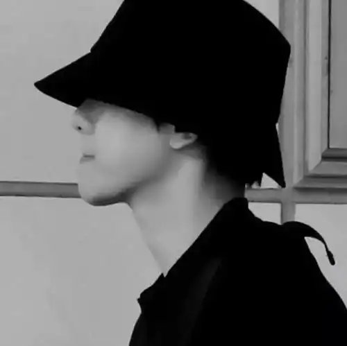 帅气小哥哥头像快保存吖